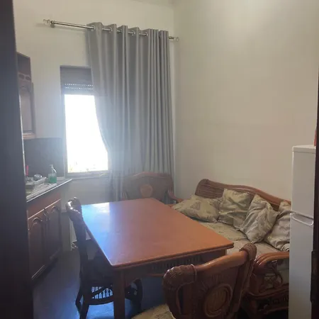 Dyrrah Guest house