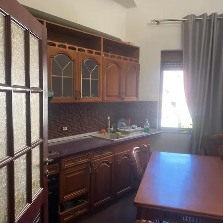 Dyrrah Guest house *